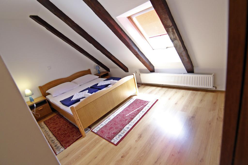 Apartment House Lalita Fužine Kültér fotó
